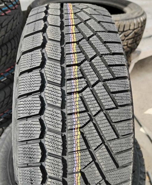 GISLAVED SOFT*FROST 200 205/55R16 94T
