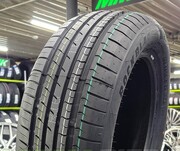 RockBlade ROCK 555 215/65R16 98H
