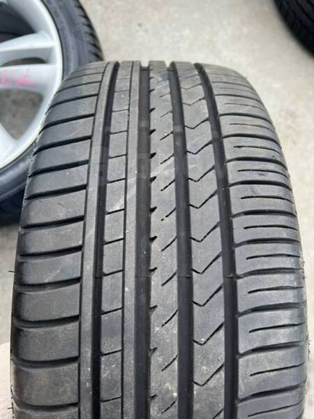Winrun R330 225/40R18 92W